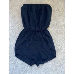 Black sleeveless jumpsuit, romper